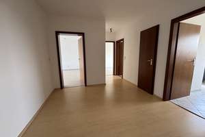Helle  und  geräumige 3-Zimmer-Wohnung in zentraler Lage von Mönchengladbach. – Die vollständige Adresse der Immobilie erhältst du vom Anbieter., 41061 Gladbach, Mönchengladbach – Vorschaubild 2
