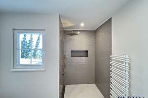 ELVIRA - Schwabing, Traumhafte 2,5-Zimmer-Wohnung mit ruhiger Loggia – Die vollständige Adresse der Immobilie erhältst du vom Anbieter., 80801 Neuschwabing, München – Vorschaubild 8