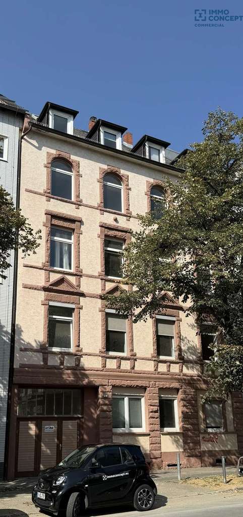 Stilaltbau - Mehrfamilienhaus, aufgeteilt mit signifikantem Potenzial in Frankfurt - Bockenheim