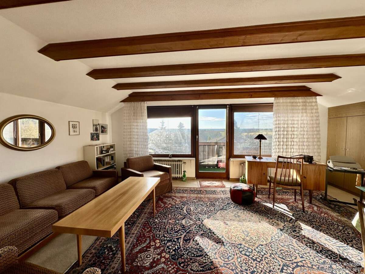 Immobilie in Ammerndorf - * Paradies mit Aussicht *
Einfamilienhaus 
mit Einliegerwohnung 
auf wunderschönem Grundstück - Bild 4