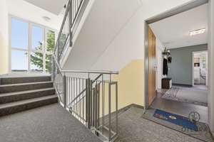 Heimstetten! Gepflegte, helle u. ruhige 4-Zi.-Whg. mit Balkon! Toller Grundriss! 2 Bäder! Seenähe! – Am Sportpark 1, 85551 Kirchheim bei München – Vorschaubild 7