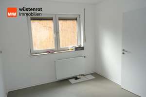Traumhaftes Reihenmittelhaus mit Weitblick ins Erzgebirge – stilvoll renoviert und bezugsfertig – Die vollständige Adresse der Immobilie erhältst du vom Anbieter., 9405 Gornau/Erzgebirge – Vorschaubild 6