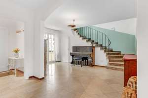 Traumhafte Ruheoase! Elegantes Stadthaus mit 700m² Grundstück, Pool und einzigartigem Garten – Die vollständige Adresse der Immobilie erhältst du vom Anbieter., 90439 St. Leonhard, Nürnberg – Vorschaubild 11
