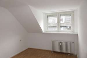 Helle 3-Zimmer-Wohnung in ruhiger Lage in Düsseldorf-Pempelfort – 40477 Pempelfort, Düsseldorf – Vorschaubild 2