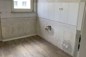 Teilsanierte 3,5 Zimmer-Whg. mit Balkon zum 01.11.2026 – Hultschiner Straße 135, 47055 Wanheimerort, Duisburg – Vorschaubild 14