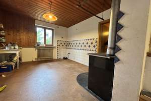Ruhiges Wohnhaus mit idyllischem Gartenparadies – Die vollständige Adresse der Immobilie erhältst du vom Anbieter., 83308 Trostberg – Vorschaubild 23