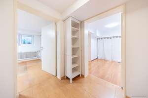 Trudering: Lichtdurchflutetes Architektenhaus, über 340 m² Wfl., Kamin, großer Garten & Doppelgarage – Die vollständige Adresse der Immobilie erhältst du vom Anbieter., 81827 Waldtrudering, München – Vorschaubild 46