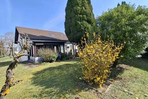 Die ideale Lage für Familie:  Freistehendes Wohnhaus mit Garage  in Reutlingen-Rommelsbach – Die vollständige Adresse der Immobilie erhältst du vom Anbieter., 72768 Rommelsbach, Reutlingen – Vorschaubild 2