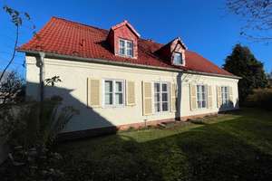 Großes Haus auf großem Grundstück in Kaulsdorf zu verkaufen