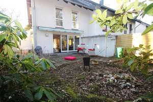 Viel Platz für die ganze Familie
EFH in Bonn-Heiderhof mit Terrassen, Garten und Garage