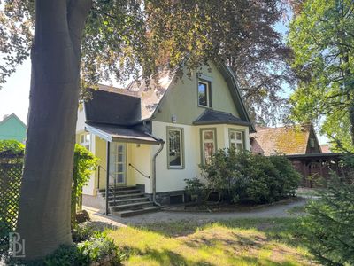 Renoviert & bezugsfrei: 4 Zimmer mit großem Garten, Kamin und Einbauküche