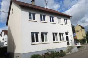 Sofort verfügbar: 2-3 Familienhaus in Metzingen-Neuhausen – Reutlingen (Kreis) – Vorschaubild 1
