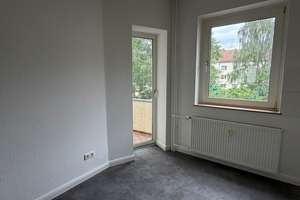 Erstbezug nach Sanierung - 3- Zimmerwohnung mit Balkon