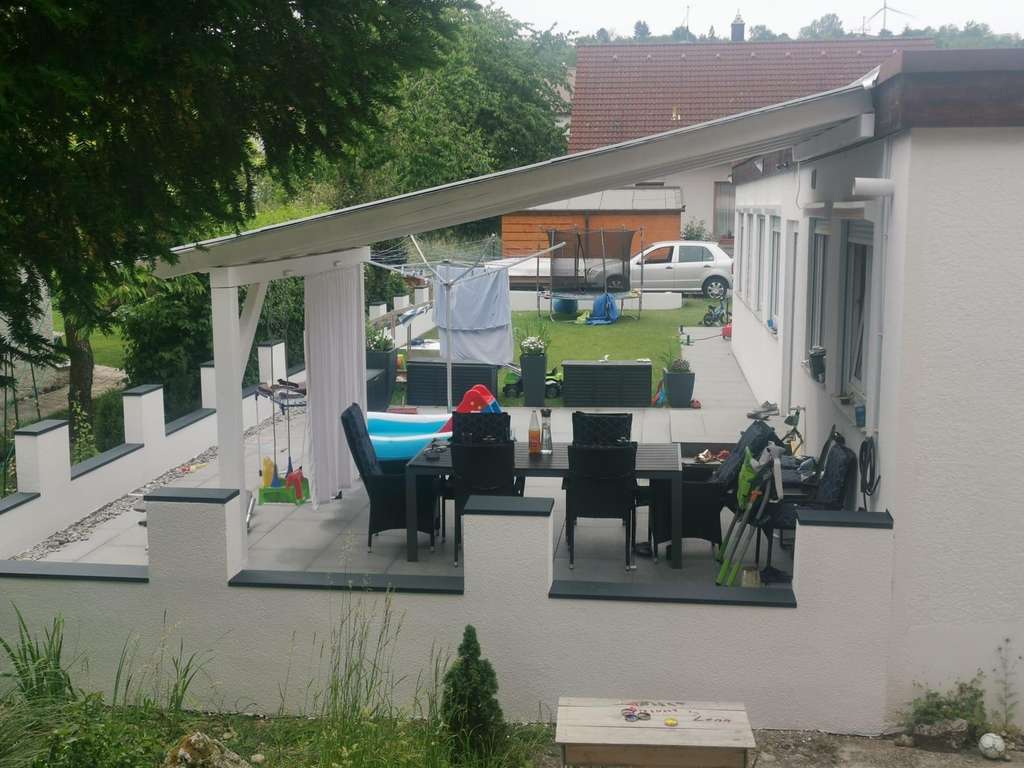 Immobilie in Winterbach - Modernes Wohnglück auf einer Ebene: Kernsanierter Bungalow mit High-End-Küche & Ausbaureserve - Bild 0