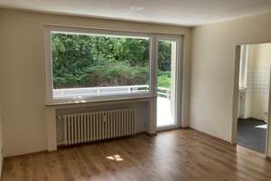 Single Appartement mit Balkon