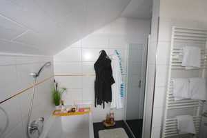 Neuwertiges Einfamilienhaus mit schöner Terrasse in GUTER Lage! – Tuttlingen (Kreis) – Vorschaubild 9