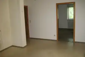 Großzügiges Zweifamilienhaus mit vielseitigen Nutzungsmöglichkeiten im Herzen von Zwiesel – Regen (Kreis) – Vorschaubild 10
