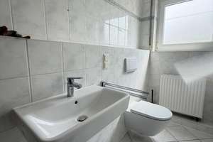 Moderne 3-Zimmer-Wohnung mit Aufzug, Balkon & Einbauküche im beliebten Europaviertel Wiesbaden – Simone-Veil-Str. 1, 65197 Rheingauviertel / Hollerborn, Wiesbaden – Vorschaubild 2