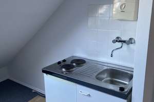 Schönes DG-Apartment mit einem Zimmer und EBK in Düsseldorf-Hamm – Die vollständige Adresse der Immobilie erhältst du vom Anbieter., 40221 Hamm, Düsseldorf – Vorschaubild 7