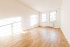 Lichtdurchflutete 2-Zimmer-Wohnung im Dachgeschoss eines Gründerzeitbaus – Die vollständige Adresse der Immobilie erhältst du vom Anbieter., 4155 Gohlis-Süd, Leipzig – Vorschaubild 3