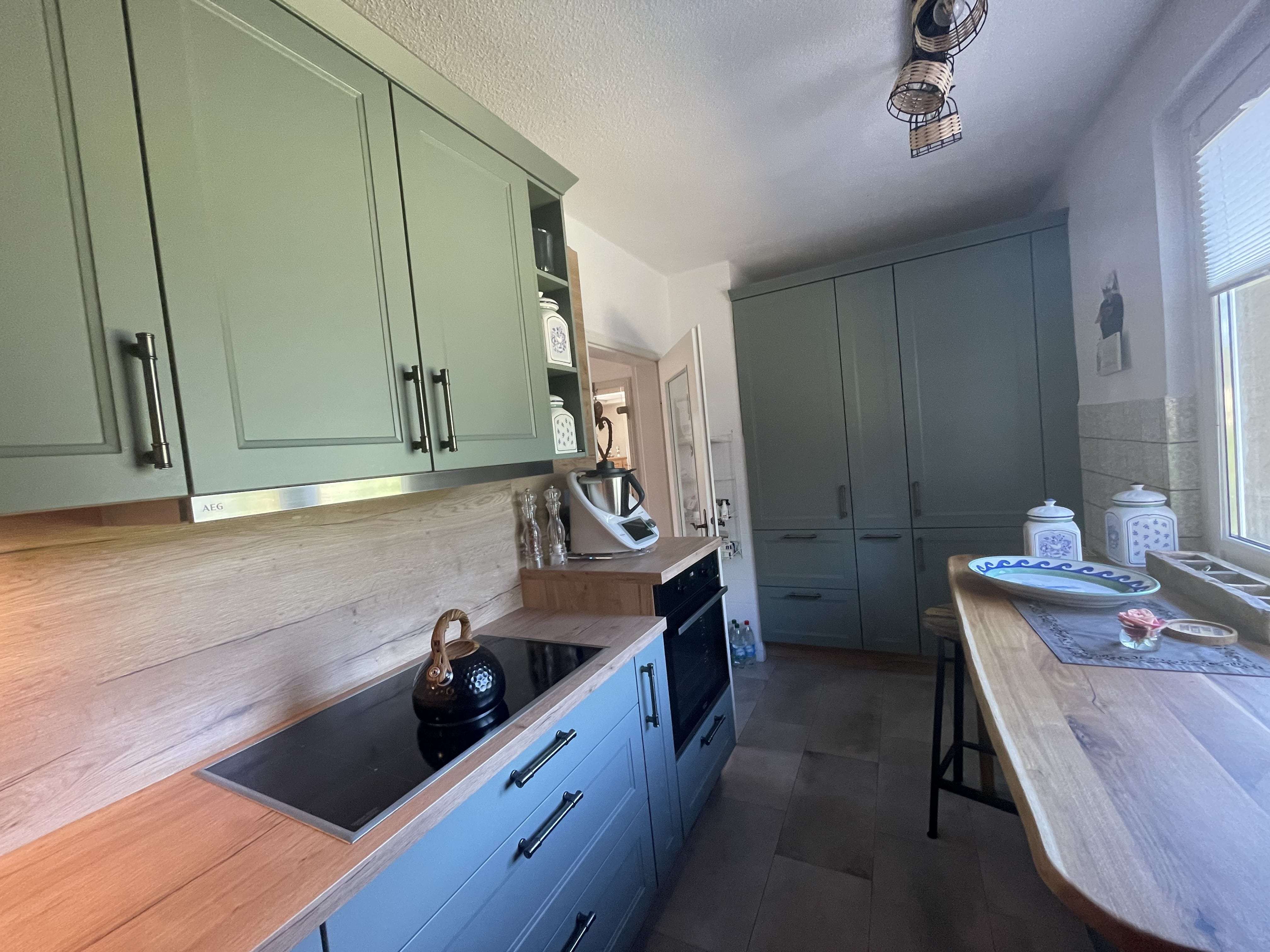 Immobilie in Sternberg - außergewöhnliches Anwesen en Vogue mit Stil, im Duo für Pferdehufe und Kreativkünstler  - Bild 2