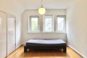 Klassisches Rotklinkerhaus mit 230 m² Wohnfläche. – Die vollständige Adresse der Immobilie erhältst du vom Anbieter., 22359 Volksdorf, Hamburg – Vorschaubild 10