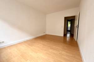 Frisch renoviert: 2-Zi.-Wohnung mit Balkon in Unterbilk – Düsselstraße 70, 40219 Unterbilk, Düsseldorf – Vorschaubild 3