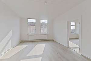Großzügig geschnittene 3-Zimmer-Wohnung mit Tageslichtbad und viel Lichteinfall – Riedestraße 1, 38102 Viewegsgarten-Bebelhof, Braunschweig – Vorschaubild 3
