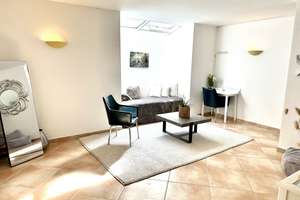 Luxuriöses Anwesen mit Pool und großem Garten an der Aubinger Lohe – Die vollständige Adresse der Immobilie erhältst du vom Anbieter., 81249 Lochhausen, München – Vorschaubild 24