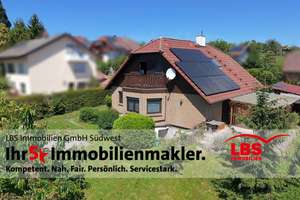 Familienglück mit großem Garten – gepflegtes Zuhause in ruhiger Wohnlage – Die vollständige Adresse der Immobilie erhältst du vom Anbieter., 75387 Neubulach – Vorschaubild 1