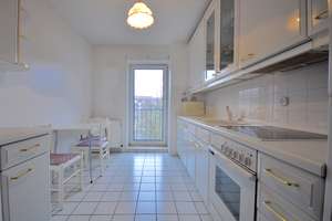 Helle Eigentumswohnung mit Einbauküche, großem Balkon, Aufzug und Tiefgarage – Herninghof 2, 30457 Wettbergen, Hannover – Vorschaubild 14