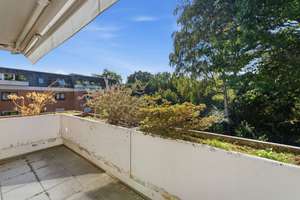 Großzügige Zweizimmerwohnung mit Tiefgaragenstellplatz in ruhiger Lage in Junkersdorf – 50858 Junkersdorf, Köln – Vorschaubild 2