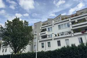 Sehr schöne, für Sie renovierte 2-Raumwohnung mit Balkon und Blick ins Grüne!!!! – Putbuser Weg 23, 1109 Klotzsche (Stadtteil), Dresden – Vorschaubild 11
