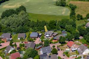 Licht - Raum - Lebensqualität. Exklusives Einfamilienhaus
in ruhiger Lage von Grömitz – Die vollständige Adresse der Immobilie erhältst du vom Anbieter., 23743 Grömitz – Vorschaubild 2