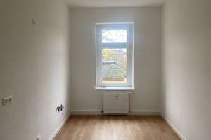 *Moderne Sanierung* 2-Zimmer-Wohnung mit Tageslichtbad - ab 15.11.2026 – Zwenkauer Straße 12, 4277 Connewitz, Leipzig – Vorschaubild 9