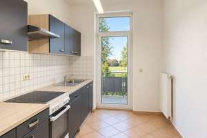 Sichere Geldanlage - solide vermietete 2-Raumwohnung mit Balkon