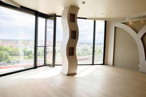 Exklusive Neubauwohnung mit raumhoher Verglasung & spektakulärer Aussicht – Die vollständige Adresse der Immobilie erhältst du vom Anbieter., 80639 Nymphenburg, München – Vorschaubild 2