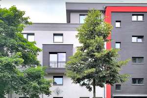 + EDLE TERASSENWOHNUNG + ZWEI PRIVATGÄRTEN + SÜDWEST-LAGE + GEHOBENE INNENAUSSTATTUNG + TIEFGARAGE + – Sandinostraße 3, 13055 Alt-Hohenschönhausen, Berlin – Vorschaubild 1