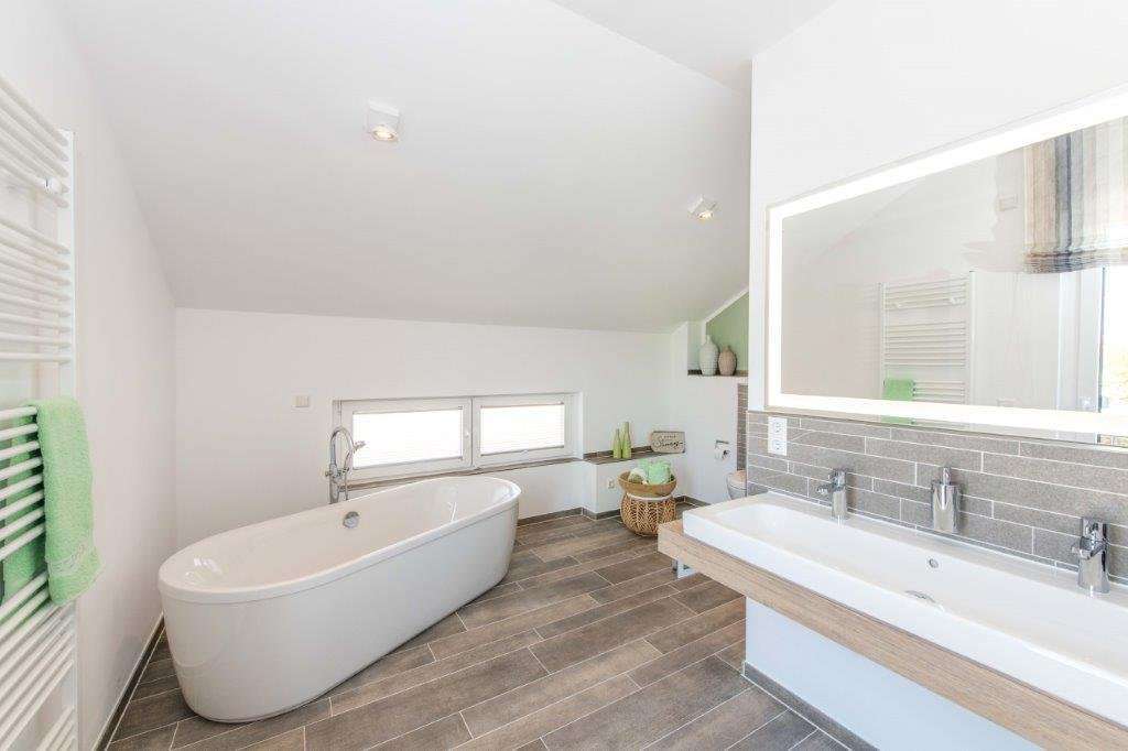 Immobilie in Neuenburg am Rhein - LifeStyle 13.01S Technikfertig - Bild 2