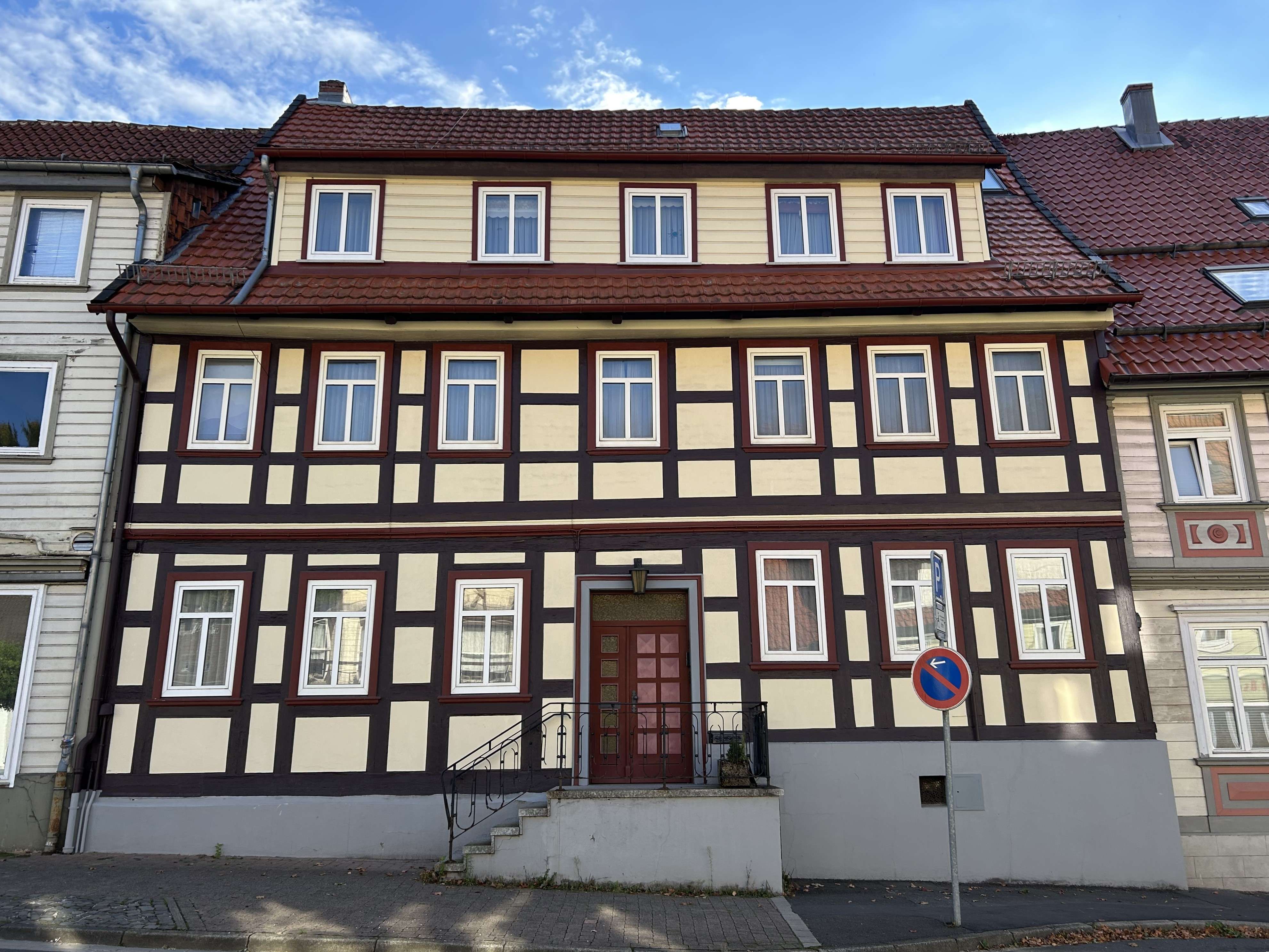 Sanierungsbedürftiges Zweifamilien-Reihenmittelhaus in Bad Grund, Osterode am Harz Kreis – Bild 1