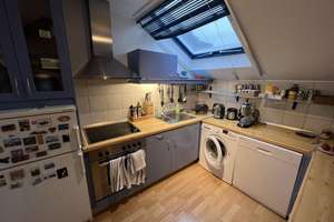 Gut geschnittene 2-ZKB DG-Wohnung in der Bonner Südstadt– ideal für Singles, Paare oder Pendler – Die vollständige Adresse der Immobilie erhältst du vom Anbieter., 53115 Südstadt, Bonn – Vorschaubild 9