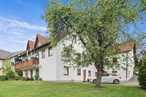 Solides, gepflegtes 4-Familienhaus in attraktiver Lage von Haigerloch-Owingen! – Die vollständige Adresse der Immobilie erhältst du vom Anbieter., 72401 Haigerloch – Vorschaubild 3