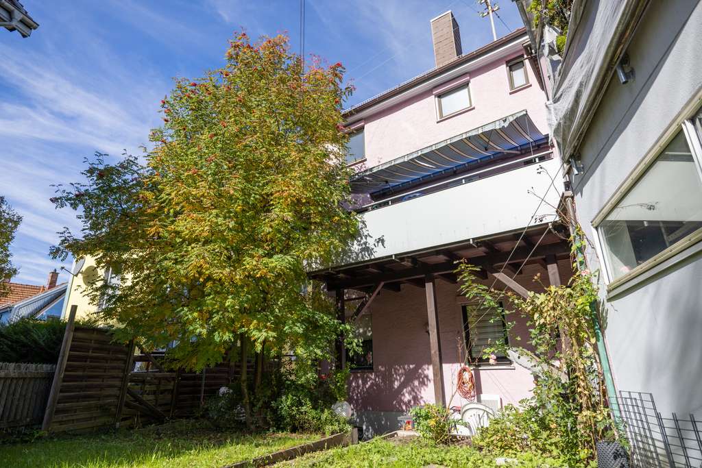 Immobilie in Villingen-Schwenningen - 6-Zimmer-Investment auf drei Etagen – attraktive Mieteinnahmen garantiert - Bild 3