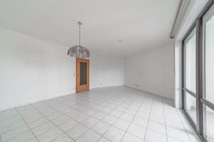Gepflegte 3 Zi.-Wohnung im Univiertel // BEZUGSFREI  INKL. TG-STELLPLATZ – Josef-Priller-Str. 39, 86159 Universitätsviertel, Augsburg – Vorschaubild 4