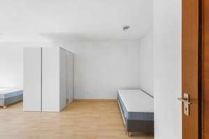 Großzügige 5-Zimmer-Wohnung mit Balkon, Garage – 93057 Reinhausen, Regensburg – Vorschaubild 3