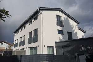 Attraktives 4-Zimmer-Reihenmittelhaus mit gehobener Innenausstattung in Rosenheim Happing – Oberer Gernauweg 5b, 83026 Happing, Rosenheim – Vorschaubild 1