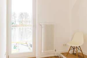 modernisiertes Traumhaus am See, mit Bootssteg,Terrasse, großem Garten , Anbau mit separatem Eingang – Imkerweg 42c, 12527 Schmöckwitz, Berlin – Vorschaubild 12