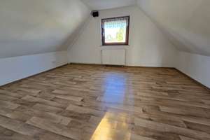 Kleines Haus mit 3 Räumen in Adelsberg... Vergrösserung durch Aufbau vorstellbar... – Die vollständige Adresse der Immobilie erhältst du vom Anbieter., 9127 Adelsberg, Chemnitz – Vorschaubild 5
