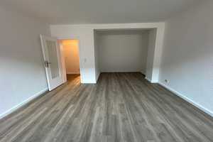 Wuppertal-Barmen, Nähe Werth: 2 Zimmer Mietwohnung – Heubruch 6, 42275 Wuppertal – Vorschaubild 9
