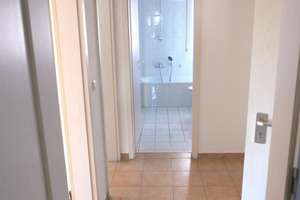 Sonnige 2-Zimmer-Wohnung mit Balkon und EBK in Regensburg – Die vollständige Adresse der Immobilie erhältst du vom Anbieter., 93049 Westenviertel, Regensburg – Vorschaubild 9